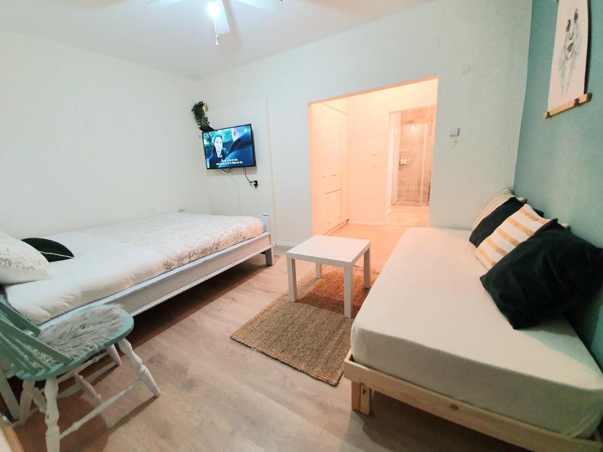 Sunshine Suite Boutique Only 5 Min Walk To The Beach - By Seaelo Eilat Exterior foto